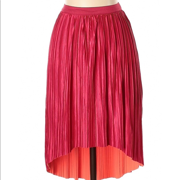 Xhilaration Red Pleated Skirt XS - Picture 1 of 2